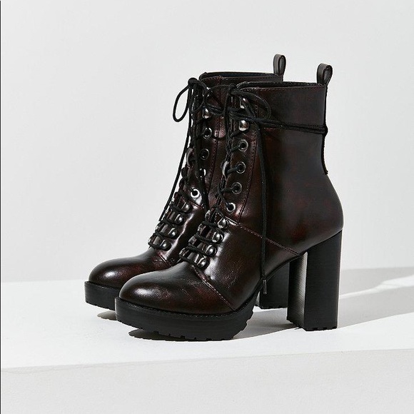 Urban Outfitters Boots - Picture 1 of 8